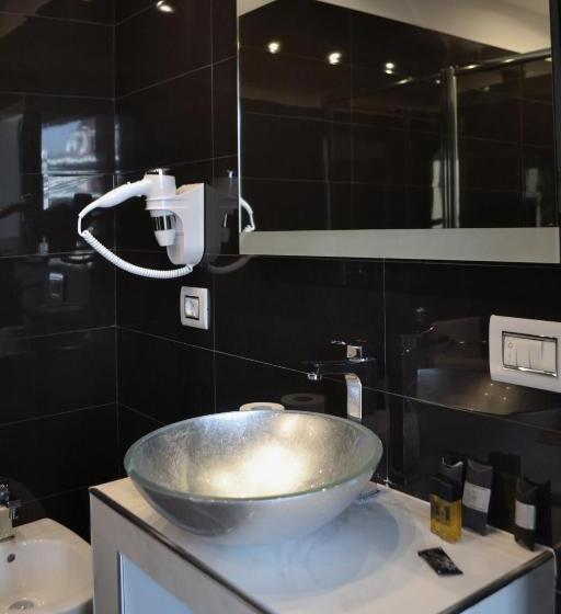 اتاق لوکس با وان آب گرم, Trinity Luxury Resort By Babylon Stay
