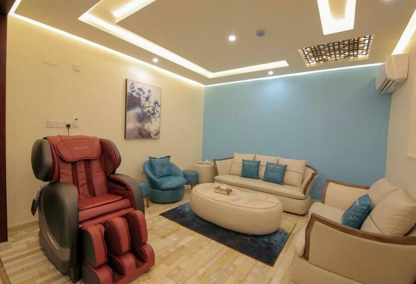 豪华套房, Golden Night