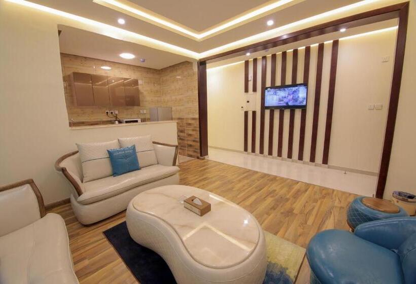 高级套房, Golden Night