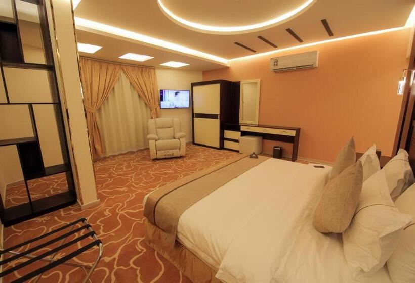 行政套房, Golden Night