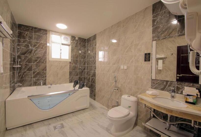 总统套房, Golden Night