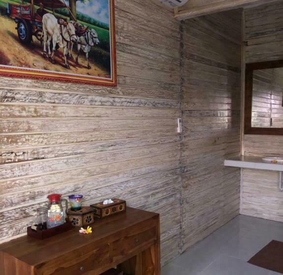 اتاق لوکس, Auora Guest House