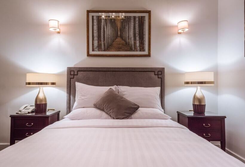 سوییت لوکس, 1920s Boutique Hotel And Restaurants