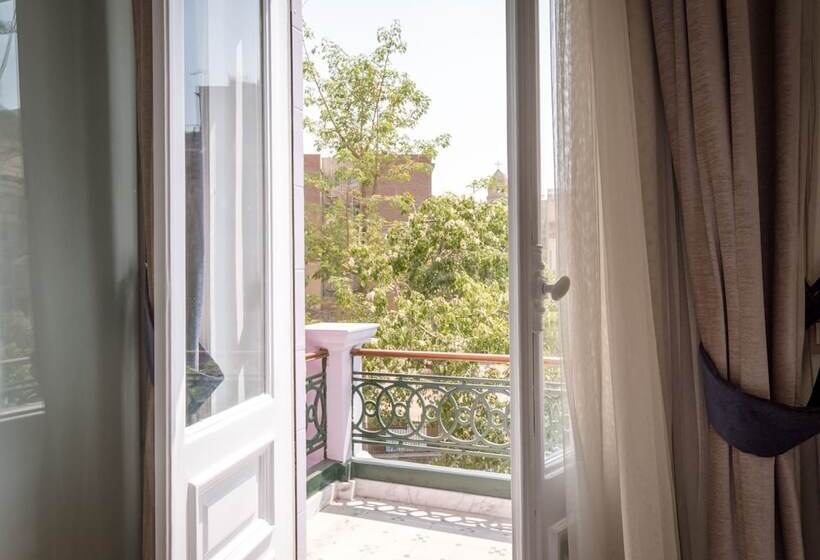 اتاق استاندارد یک نفره, 1920s Boutique Hotel And Restaurants