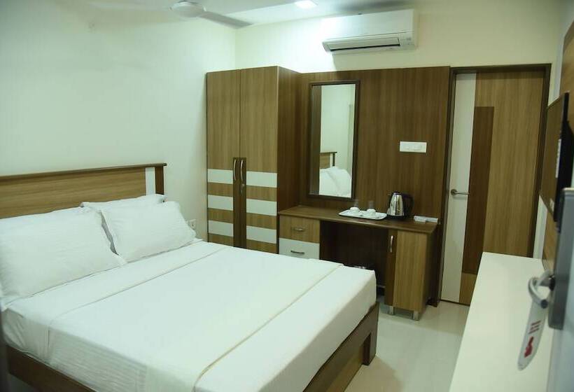 Habitació Deluxe, Santhoshpuri