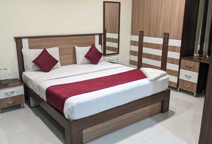 Habitació Deluxe, Santhoshpuri