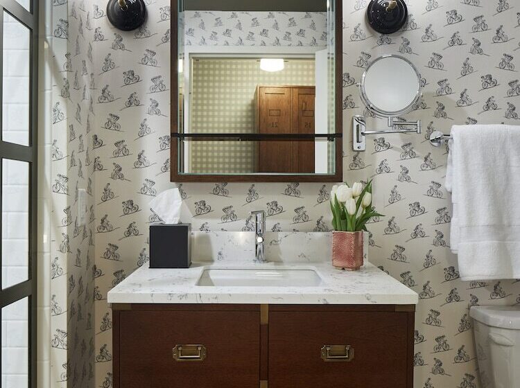 Suite Familiare, Graduate By Hilton Bloomington