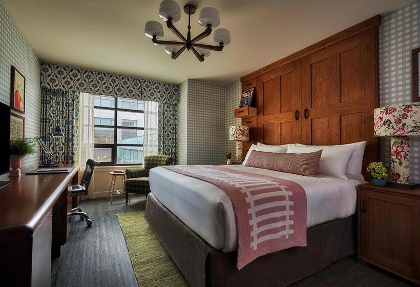 장애인을 위한 킹사이즈 침대 스탠다드 룸, Graduate By Hilton Bloomington