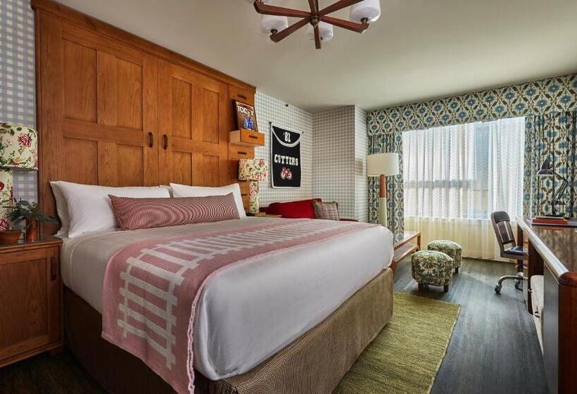 패밀리 스위트, Graduate By Hilton Bloomington