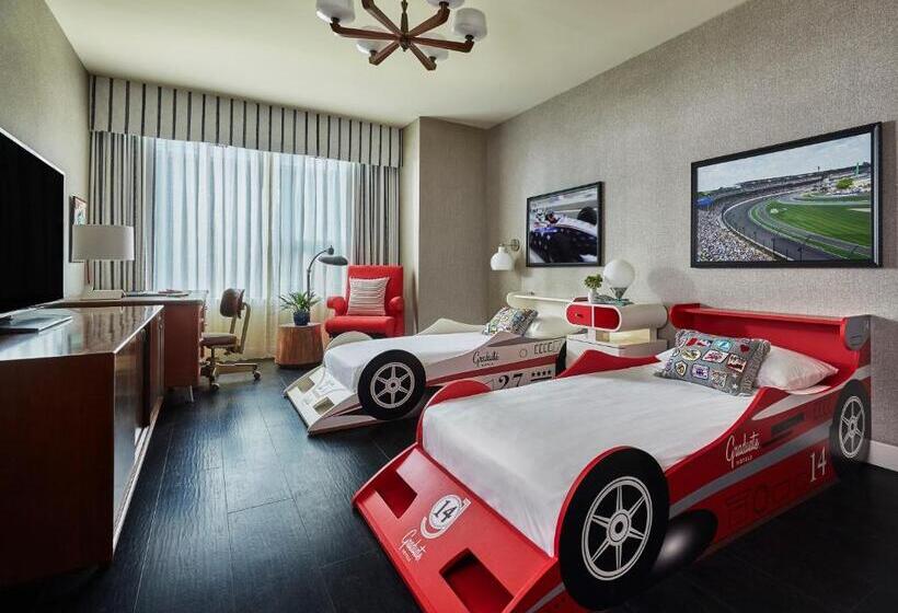 패밀리 스위트, Graduate By Hilton Bloomington