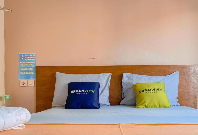 Номер Superior, Urbanview Hotel Ava Banjarmasin By Reddoorz