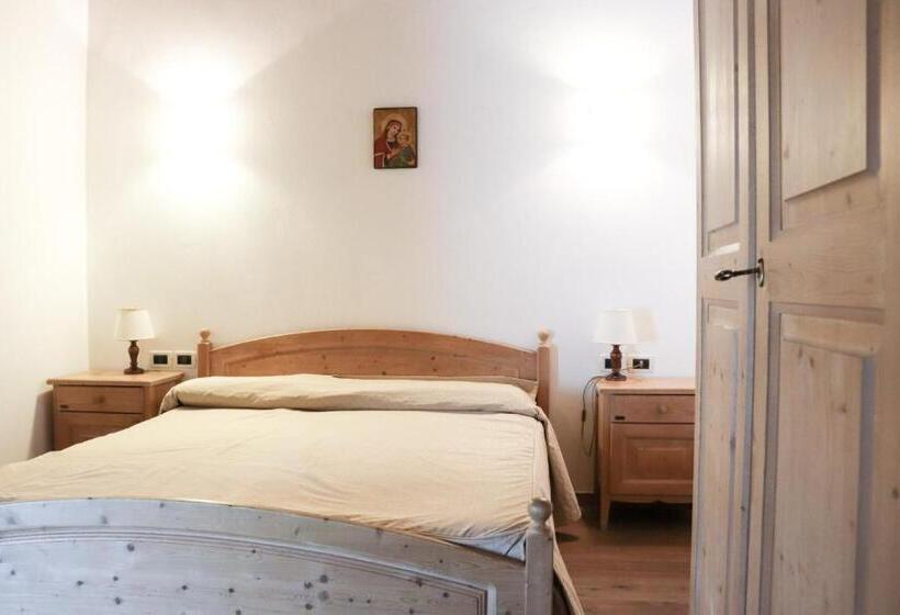 غرفة قياسية ثلاثية, Agriturismo La Bella