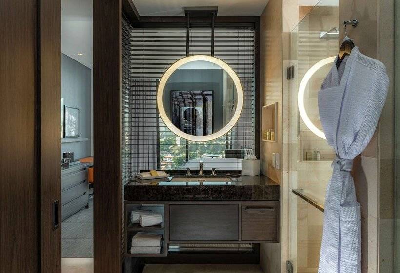 اتاق استاندارد با 2 تخت دوبل, Hilton Guadalajara Midtown