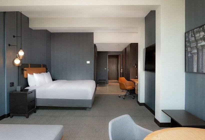 سوییت جونیور, Hilton Guadalajara Midtown