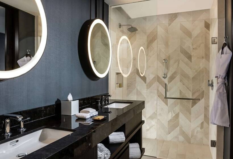 سوییت جونیور, Hilton Guadalajara Midtown