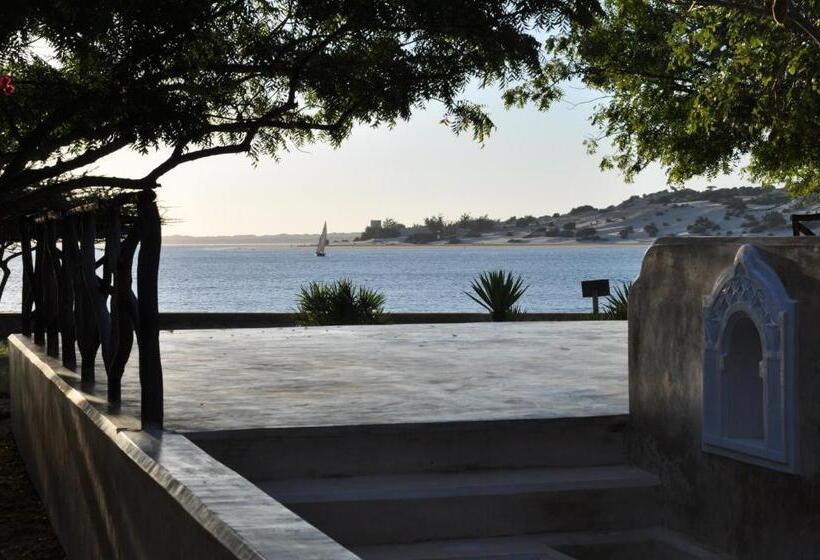 اتاق استاندارد با چشم‌انداز دریا, Mangrove House