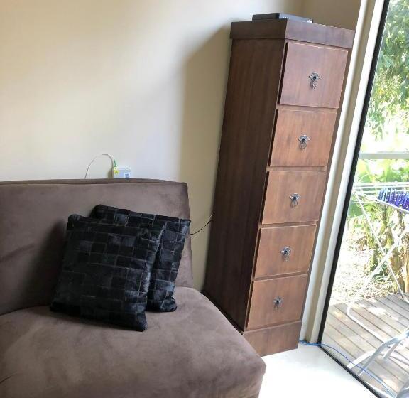 סטודיו משפחתי, Pousada Ondas De Floripa