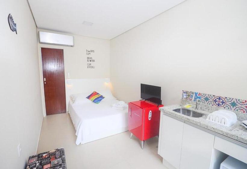 סטודיו סופריור, Pousada Ondas De Floripa