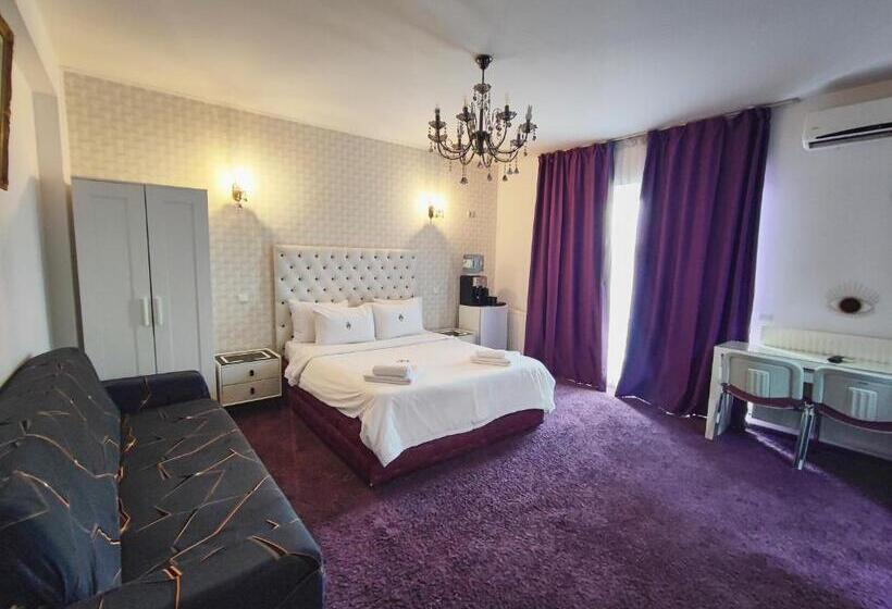 キングサイズベッドのスタンダードルーム, Iris Boutique