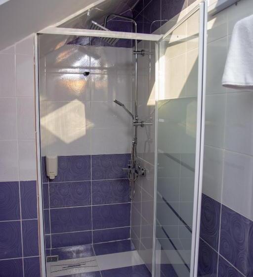 スーペリアールーム, Iris Boutique