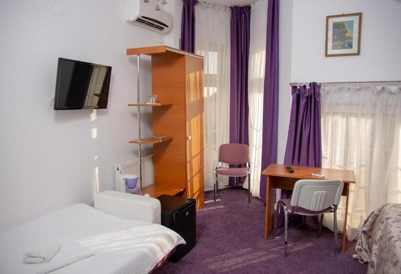 スーペリアールーム, Iris Boutique