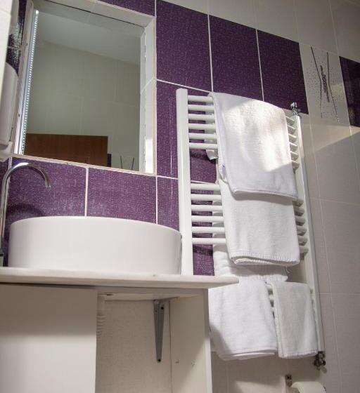 スーペリアールーム, Iris Boutique