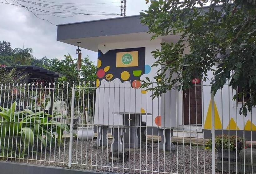 חדר משפחתי, Hostel Lumaria