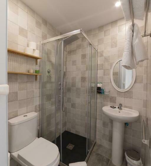 スーペリアールーム, Hostal Puente De Hierro