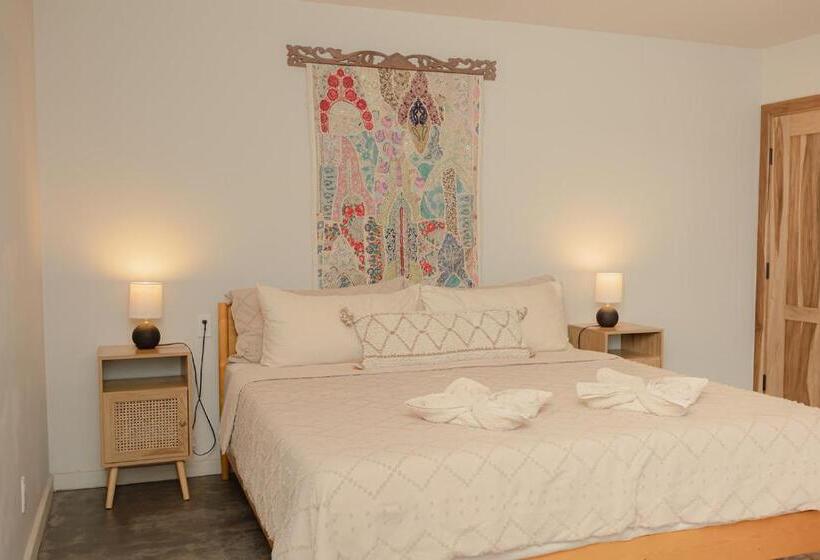 סטודיו סטנדרט, מיטה זוגית, Sattva Land