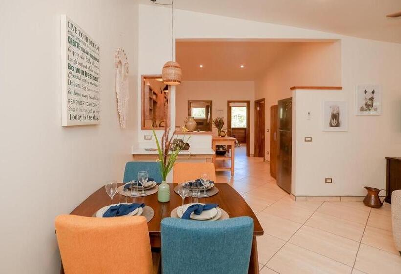 דירת חדר דלוקס, Sattva Land