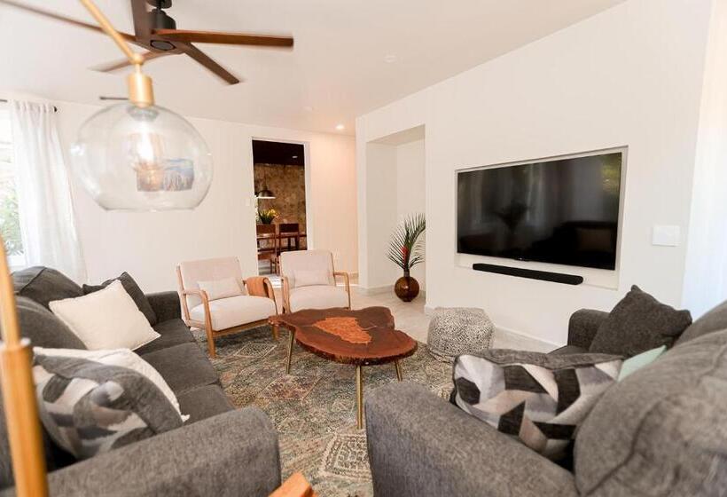 וילה בת חדר שינה 1, Sattva Land