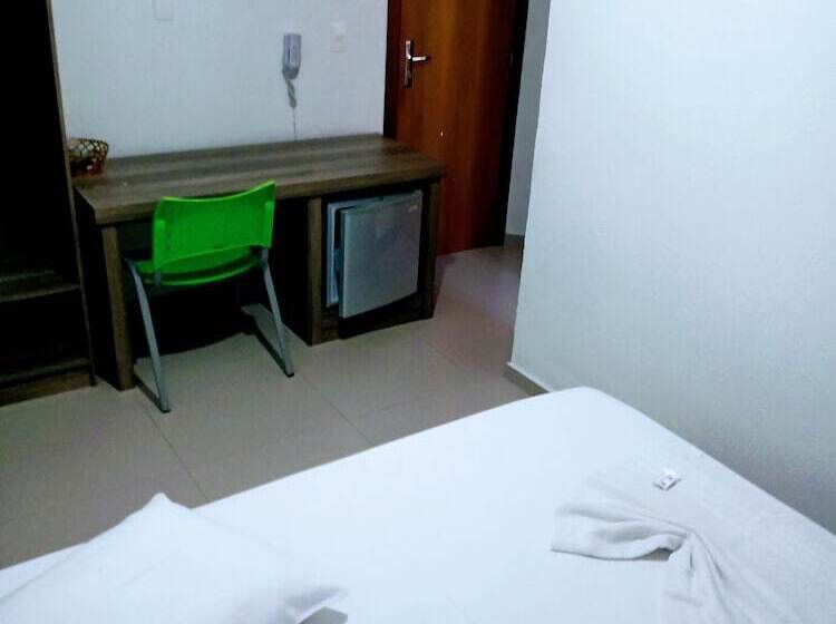 غرفة إقتصادية, Bless