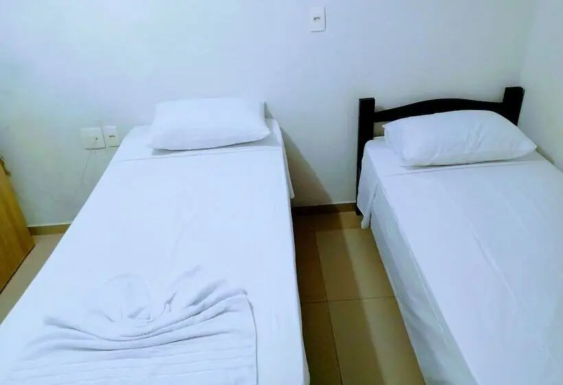 Chambre Economy, Bless