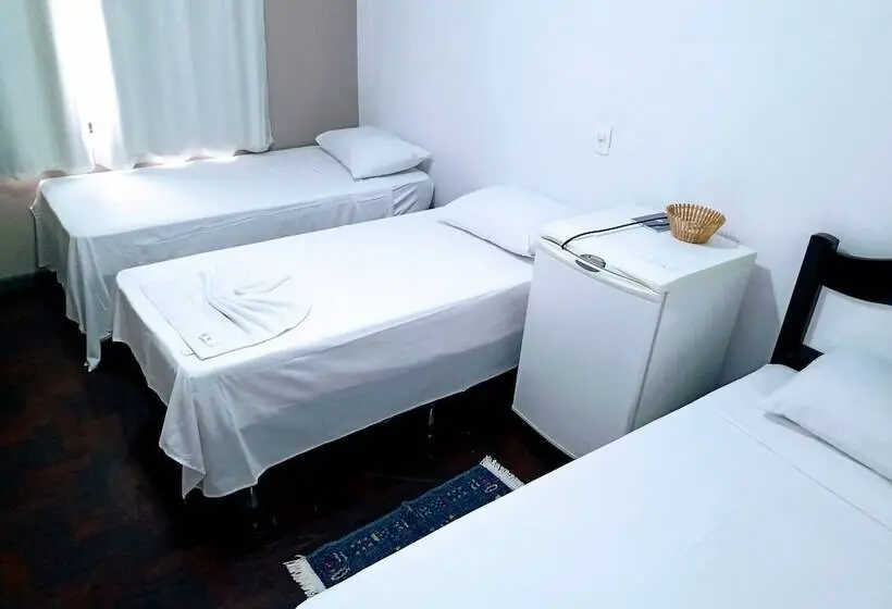 Chambre Triple Economy, Bless