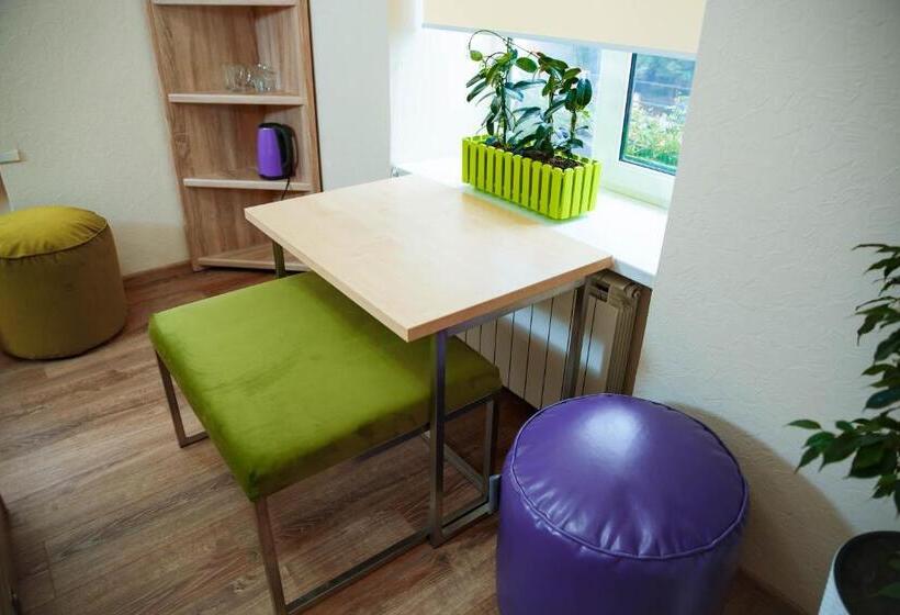 اتاق استاندارد با سرویس بهداشتی مشترک, Coin Apartments & Poshtel