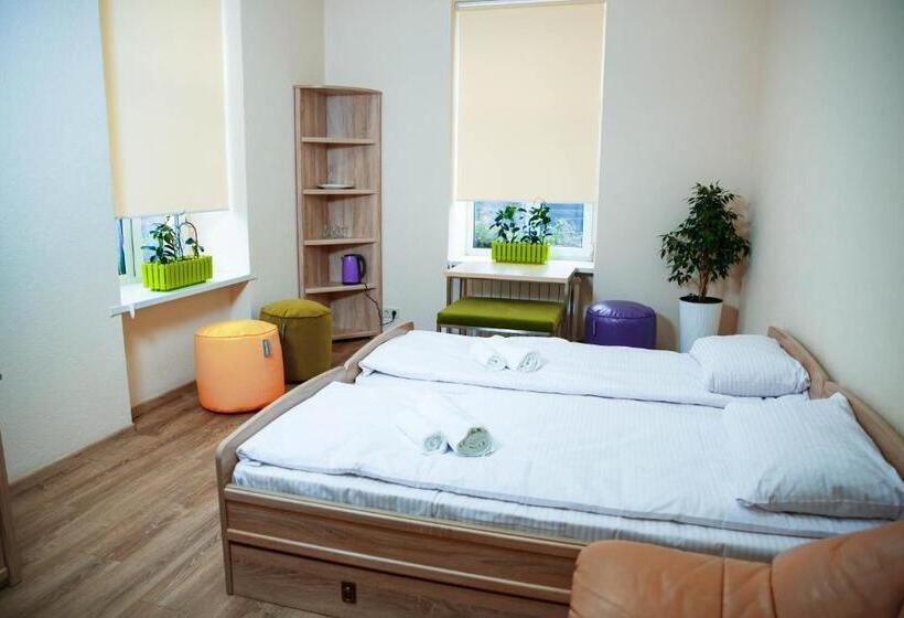 اتاق استاندارد با سرویس بهداشتی مشترک, Coin Apartments & Poshtel