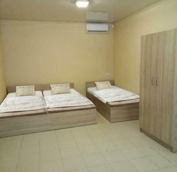 اتاق اجرایی سه نفره, Rest Guest House