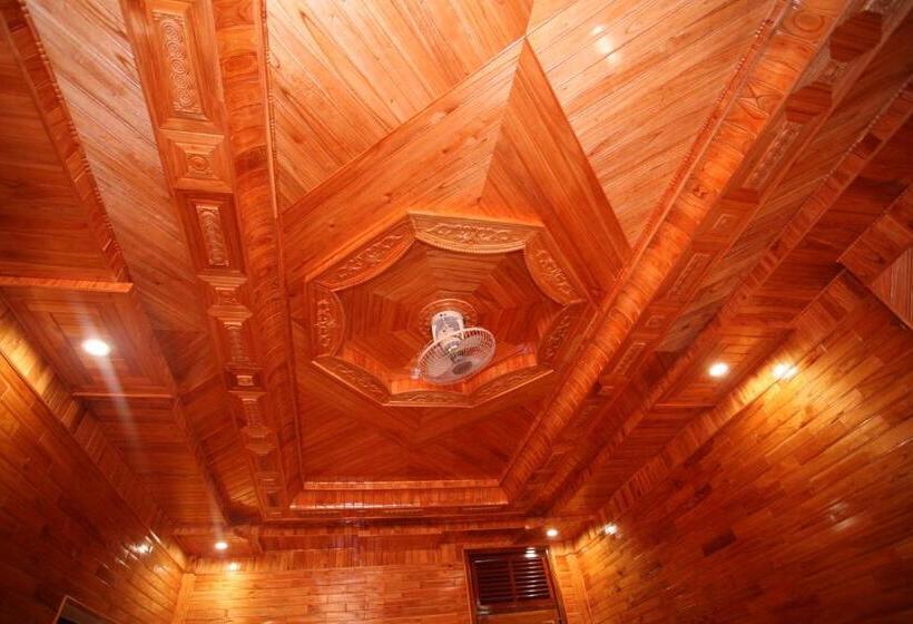 اتاق لوکس, Sky