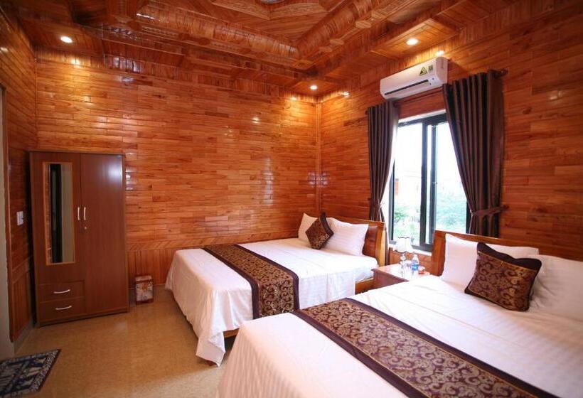 اتاق لوکس با چشم‌انداز باغ, Sky