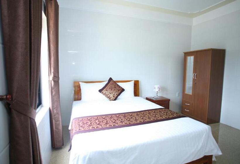 اتاق سوپریور با تخت بزرگ, Sky