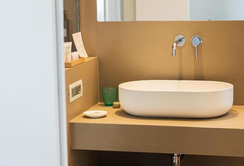 חדר סטנדרט נוף לבריכה, Unìco Boutique Hotel D Arte