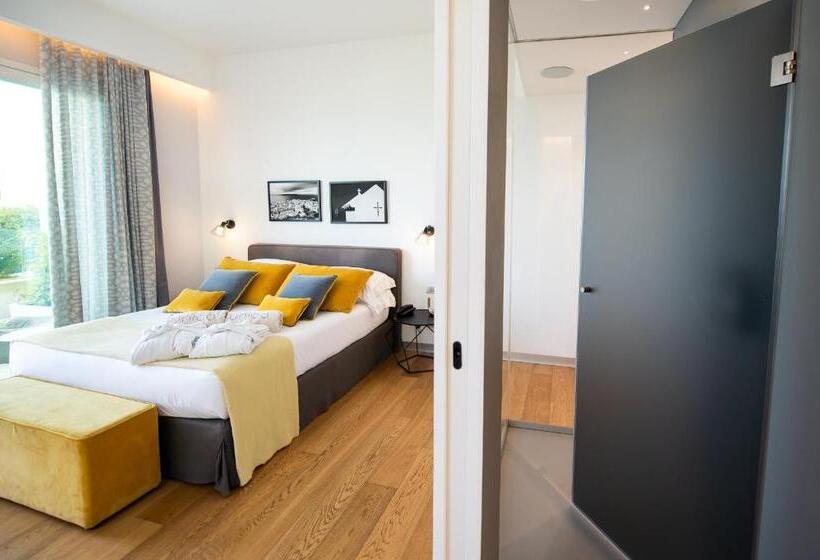 חדר סטנדרט נוף לים עם מרפסת, Unìco Boutique Hotel D Arte