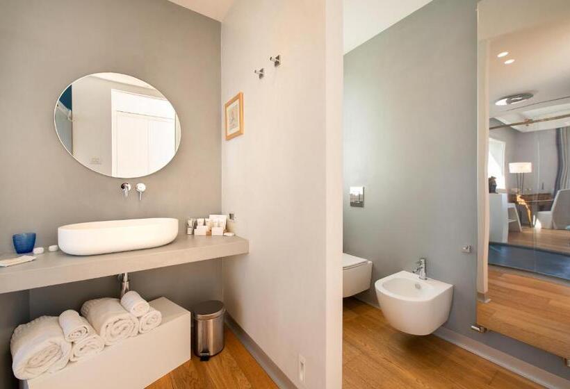 סוויטת ג'וניור, Unìco Boutique Hotel D Arte