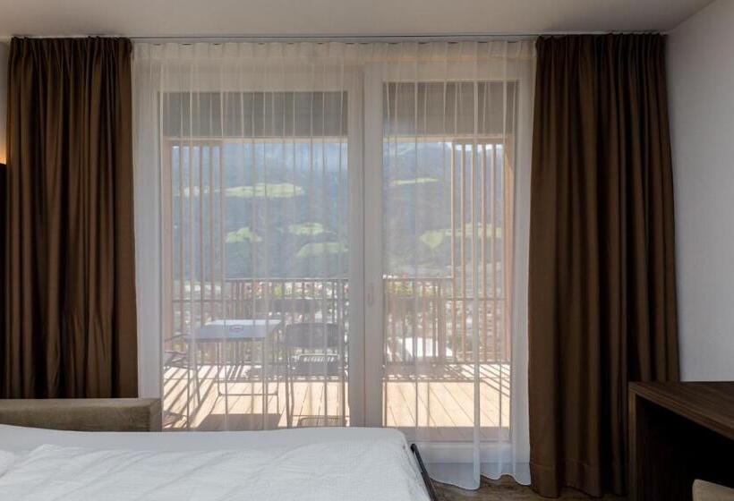 带阳台的豪华间, Gasthof Falkenstein