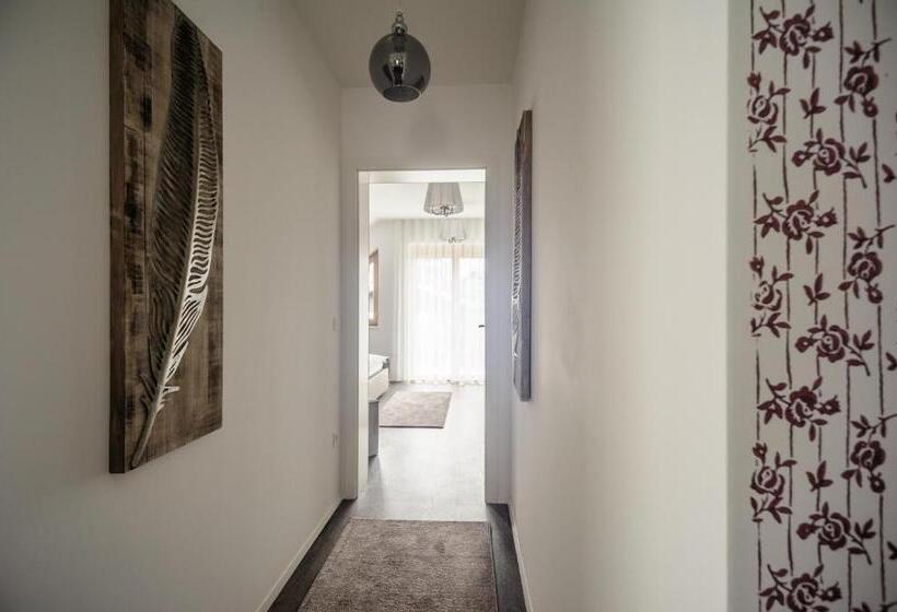 آپارتمان لوکس 1 خوابه, Apartments Villa Tatiana