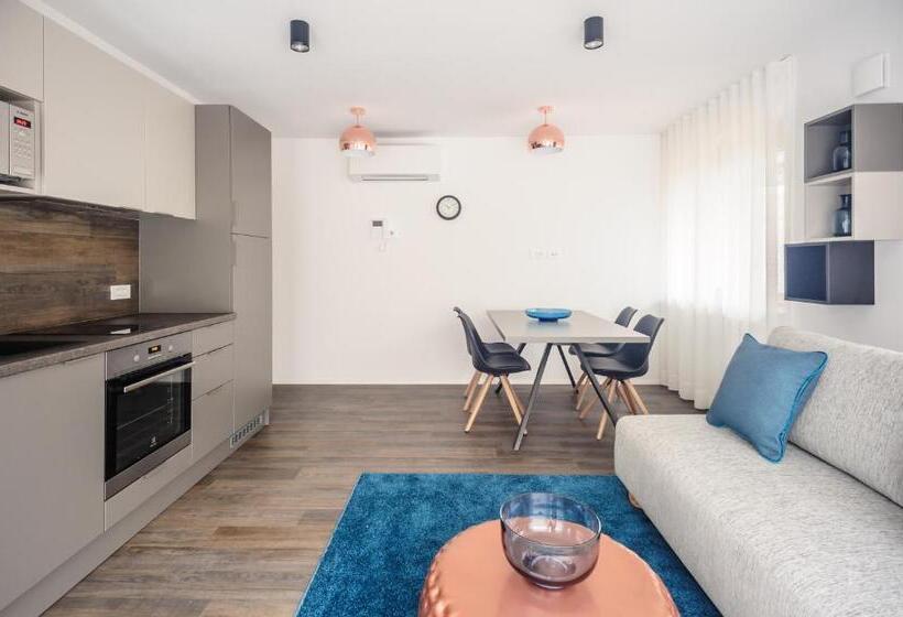 آپارتمان 1 خوابه همکف, Apartments Villa Tatiana