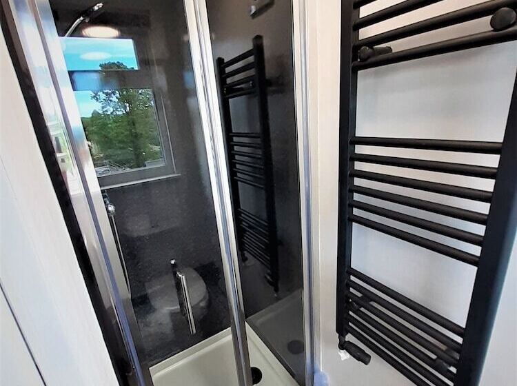 חדר סטנדרט, Brook House ― Free On Site Car Park