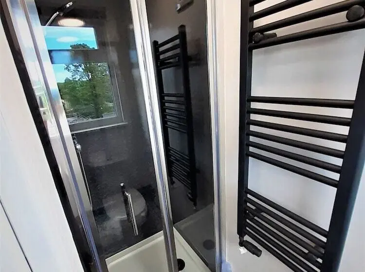 اتاق استاندارد, Brook House ― Free On Site Car Park