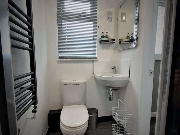 חדר סטנדרט, Brook House ― Free On Site Car Park