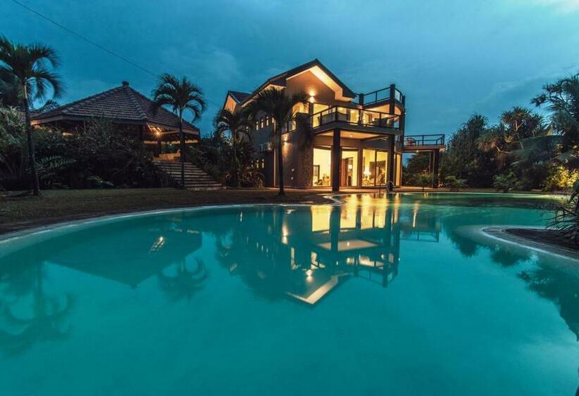 Vil·la 1 Dormitori amb piscina, Villa Thuya